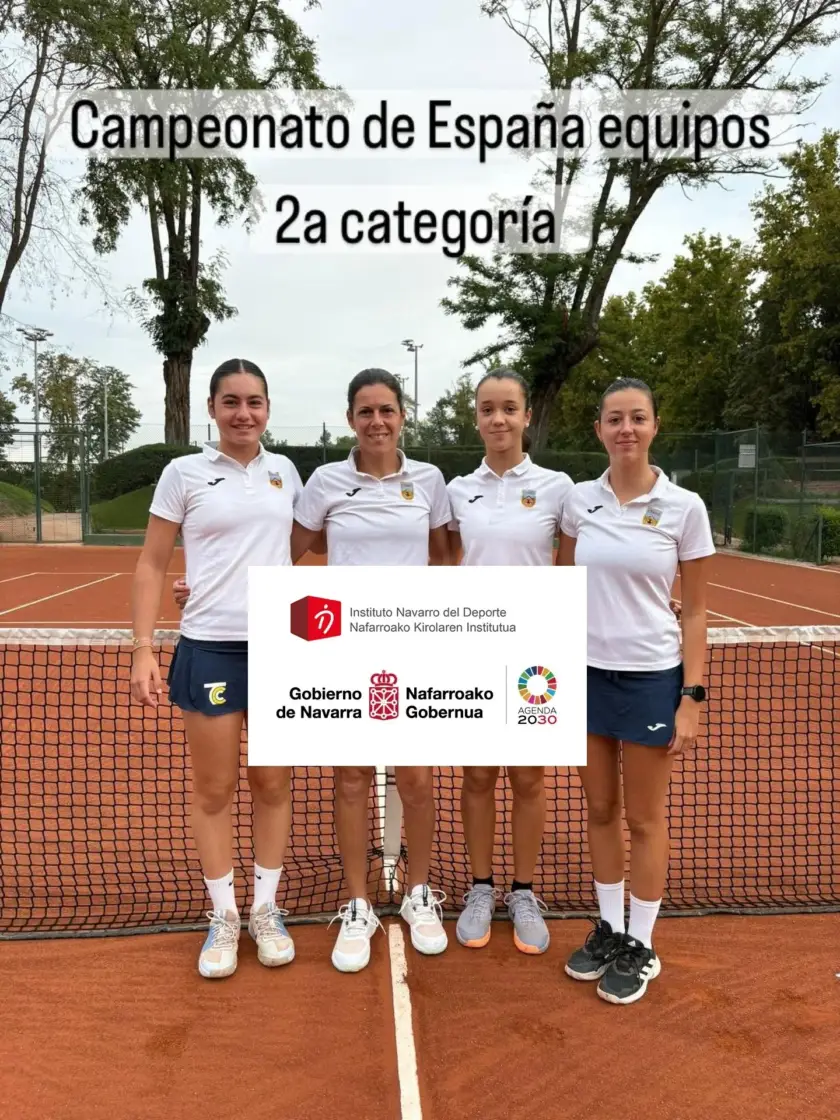 Equipo femenino TC Cerro Fontellas en Campeonato de España de Tenis